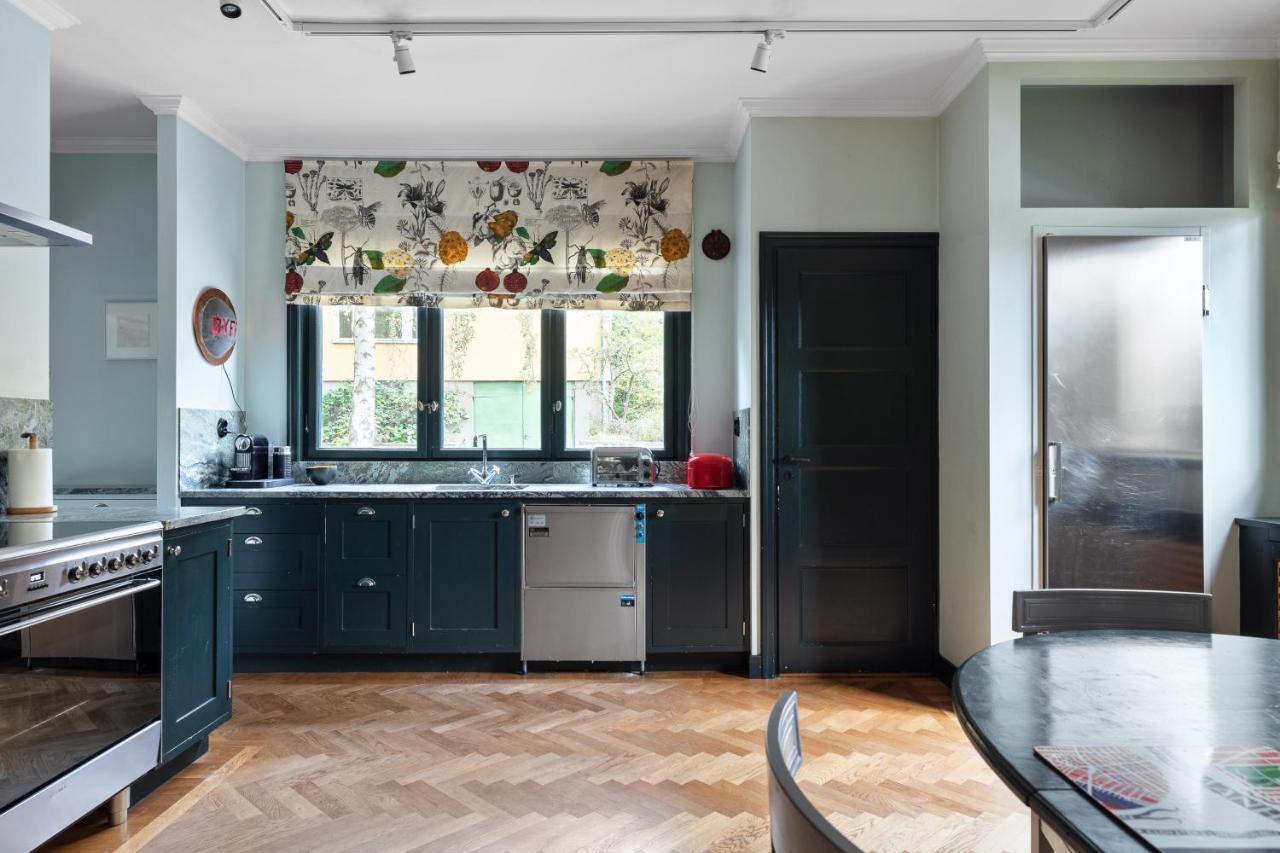 Fantastic 4 Bedroom Home In Bromma With Everything Стокгольм Экстерьер фото